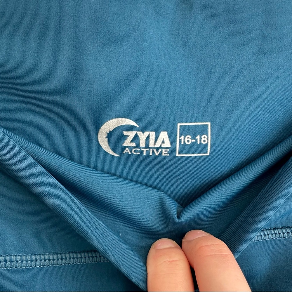 Zyia Active Corsair Blue Brilliant Mesh Crop Leggings 16-18 - Picture 4 of 11